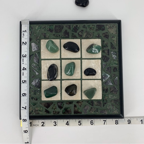 Handcrafted Green Decorative Tic Tac Toe Board with Green and Black Stones - Picture 9 of 16